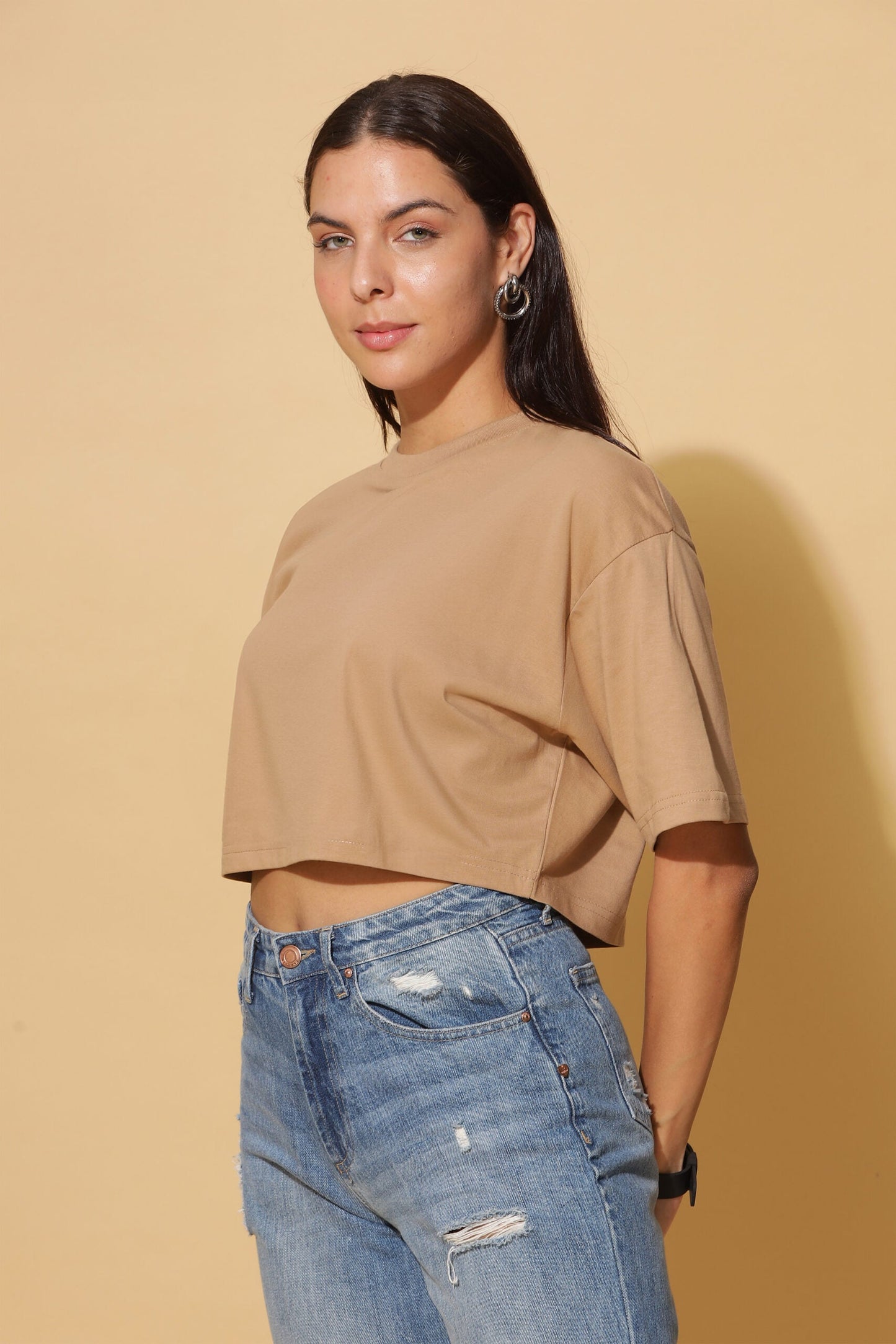 Sandy Serenity: Oversize Crop-Top